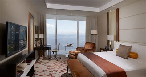 solaire staycation|Home .